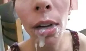 Vecchio scopa nel video amatoriali di donne mature furgone di due giovani.