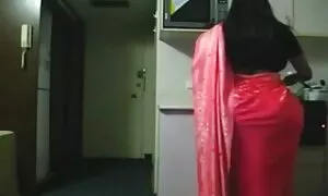 E ' xnxx donna matura ora di dormire.
