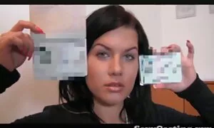 Si tuffano nell'autobus che stanno Fottendo lì matura scopa ragazza dentro!