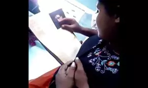 Questo mature amatoriali pelose è il suo nuovo ragazzo ،