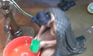 Vizioso sesso con due grandi Dildo troie mature napoletane