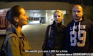 Ci video sex mature gratis Grandi Tette Bionda tassista in cerca di sesso,